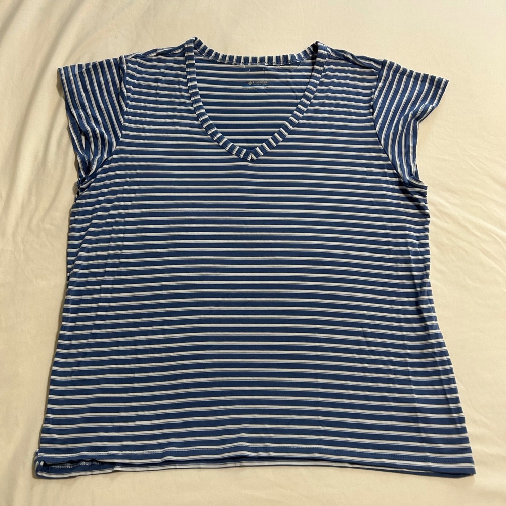 Columbia Sportswear Womens Large Blue White Striped V-Neck Cap Sleeve Tee XL3024